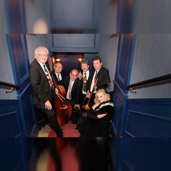 Nedělní Dixie: J. J. Jazzmen & Luci Radecka