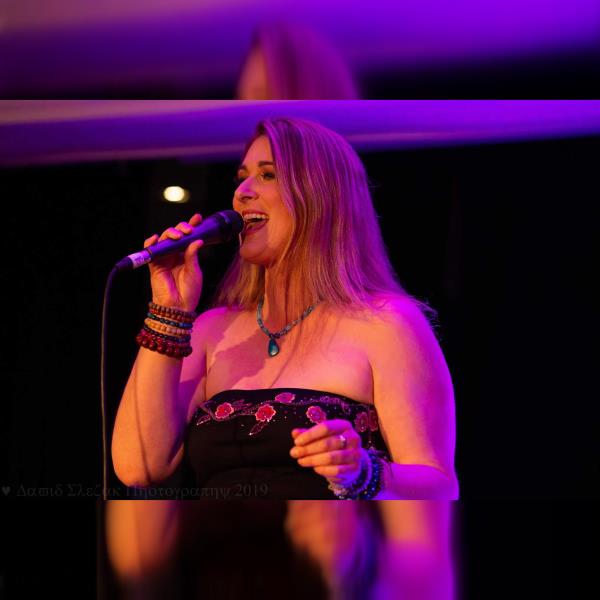 Annaliesa Rose & The Buds