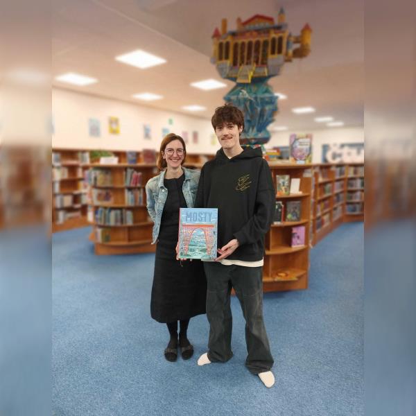 Povídání a workshop ke knize MOSTY s autorkou Magdou Gargulákovou a ilustrátorem Jakubem Bachoríkem
