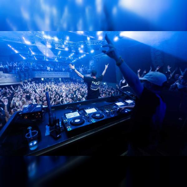 Mainstage Party