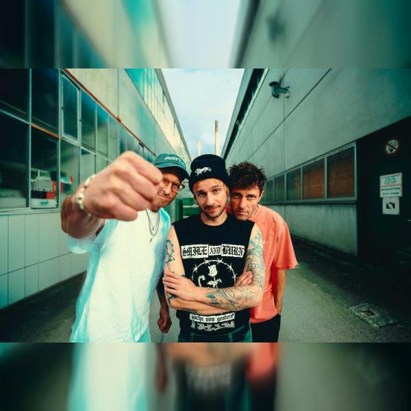 ITCHY: 25 YEARS – The Tour + support: Ratboy
