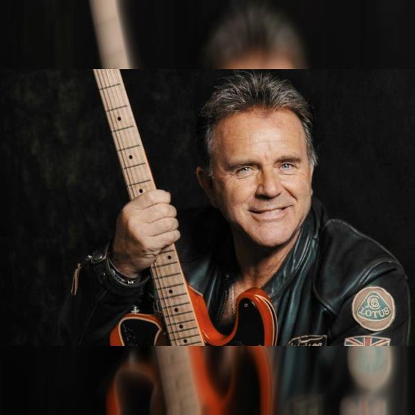 Jakub Smolík: Vánoční koncert s kapelou