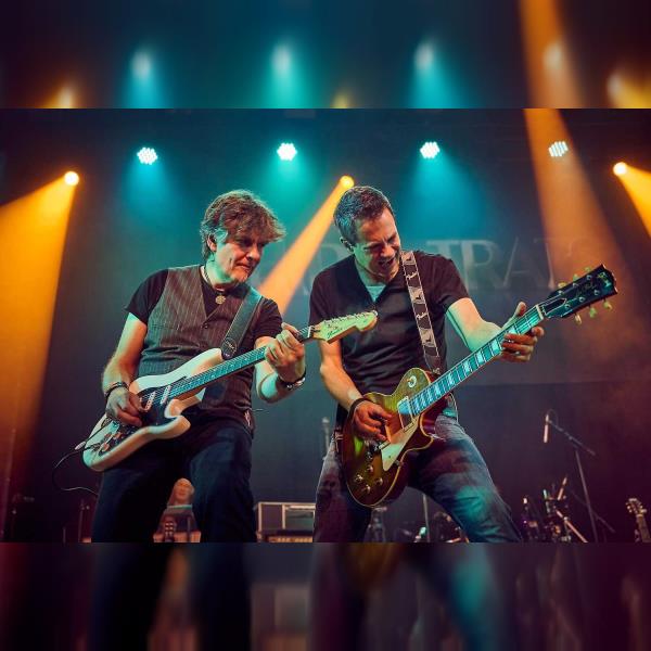 Dire Straits Show: Dire Strats