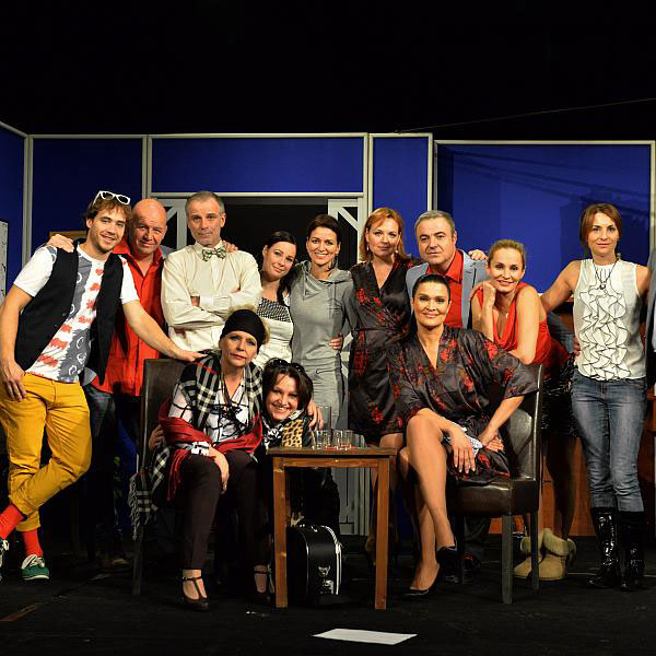 ZAMILOVANÝ  SUKNIČKÁŘ