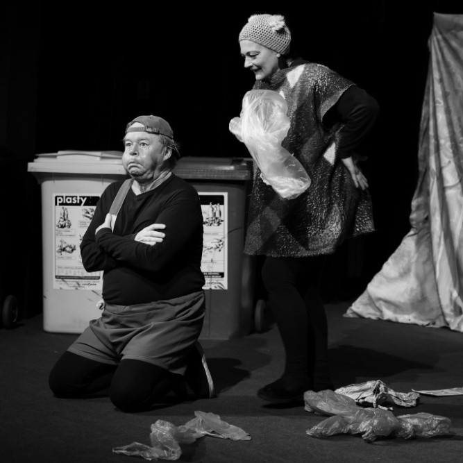 O BALYnce, dobrém štěněti, A TŘÍDĚ NÍzkých kamarádů