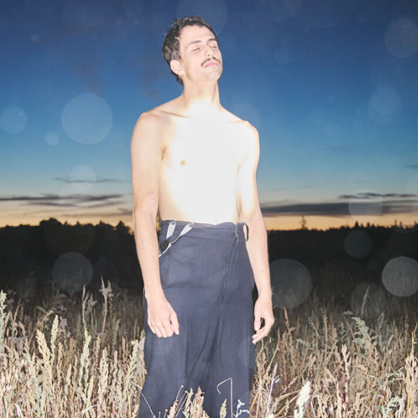 CESTA DLOUHÝM DNEM DO NOCI, Divadlo v Dlouhé