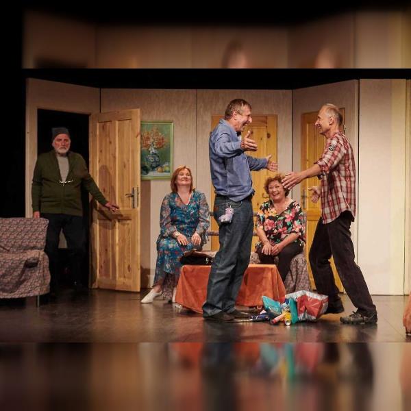 NA POSLEDNÍ CHVÍLI