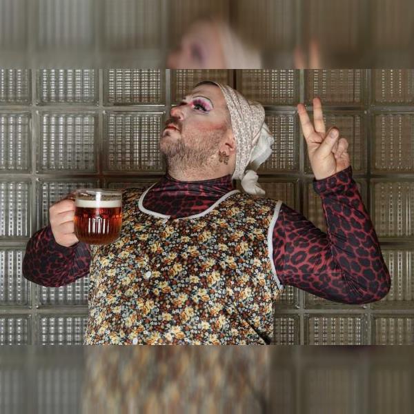 Pinkbus hezky česky