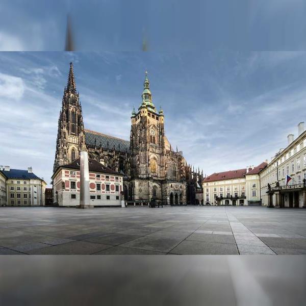 Couráme se podvečerním tajemným Pražským hradem