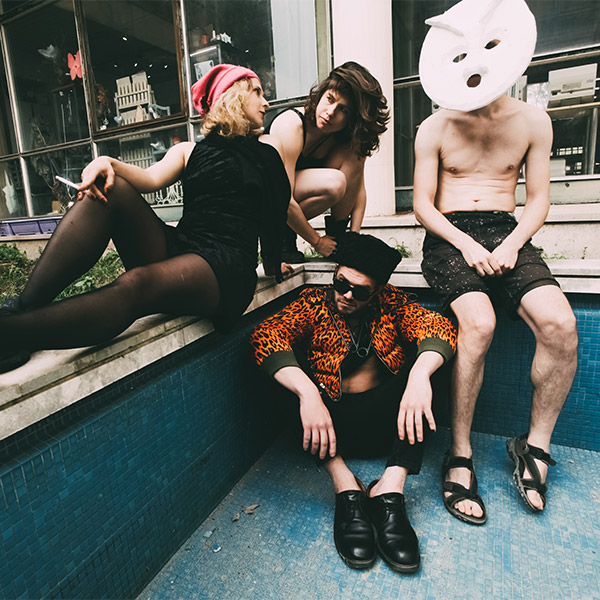 PUSSY RIOT presents RIOT DAYS (RU)