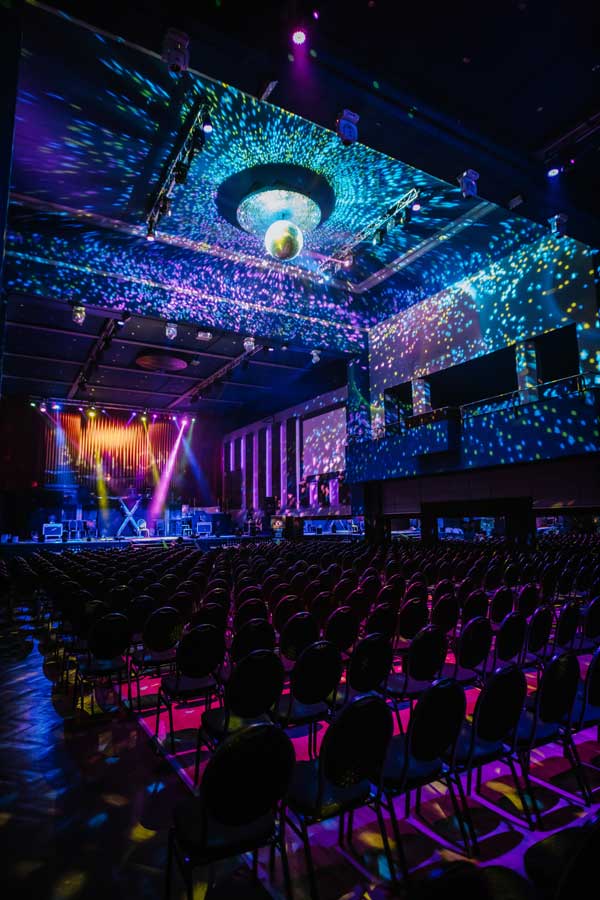 picture MEN4QUEEN SHOW