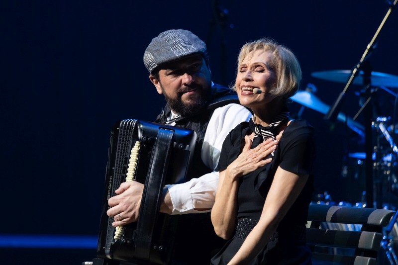 picture PIAF! THE SHOW (FR)