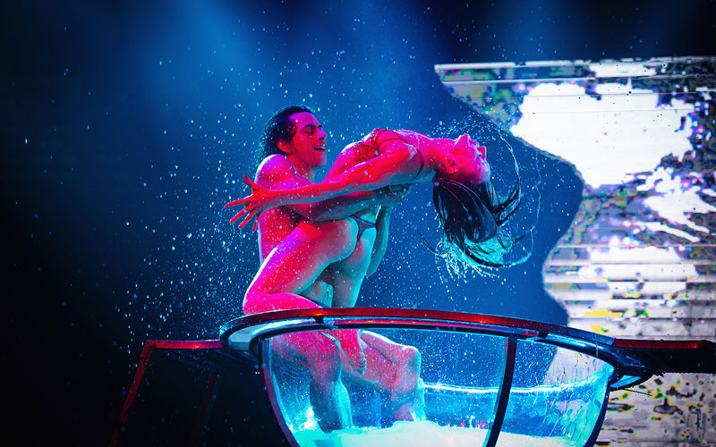 picture SQUIRT - NEZAPOMENUTELNÁ EROTICKÁ SHOW