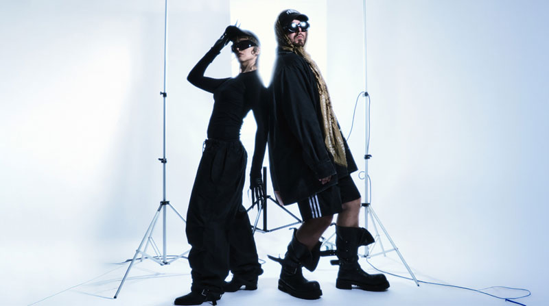 picture Pearly Drops - the voices are coming back tour