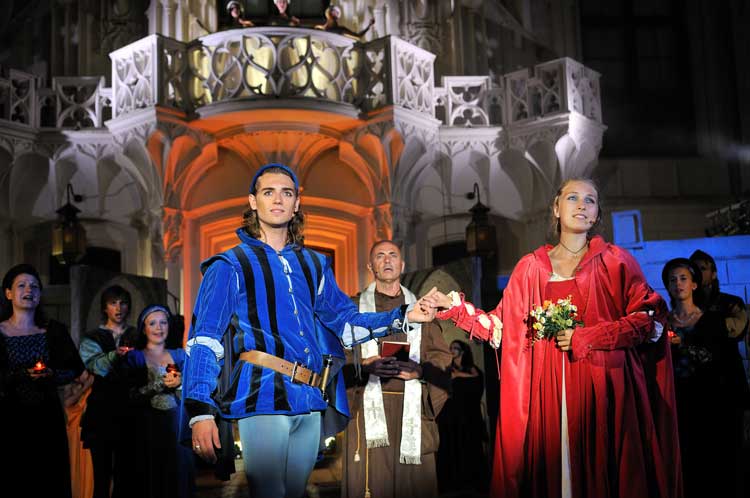 picture Jedna noc na Karlštejně