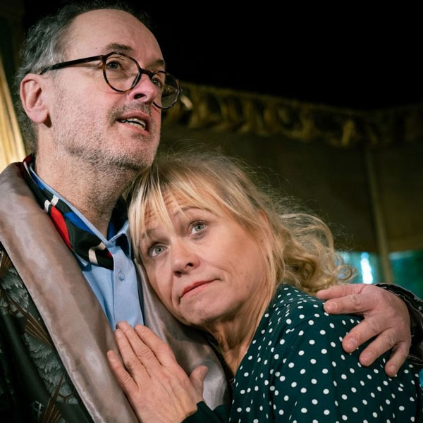 KOUČI V NESNÁZÍCH